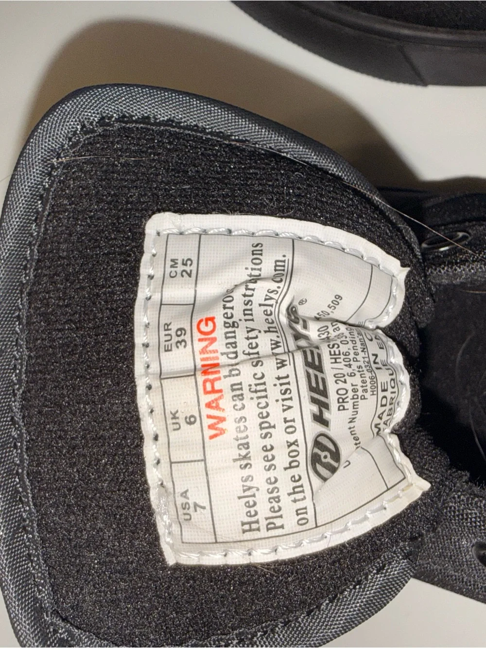 Black Heeleys Men's Slip-On Casual Shoes - Heelys Pro 20